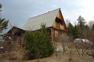 Дача в СНТ «Бирюсинка», 7 км Мельничного тракта: 86 кв.м., 15 соток, 2 миллиона рублей.