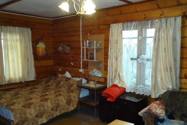 Дача в СНТ «Бирюсинка», 7 км Мельничного тракта: 86 кв.м., 15 соток, 2 миллиона рублей.