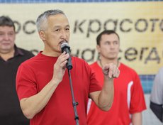Владимир Орноев, мэр Свирска, организовал турнир.