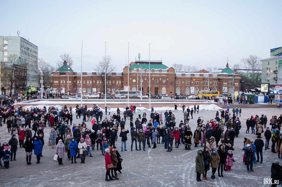 9 февраля, в первый день Нового года по лунному календарю, на площади перед дворцом спорта «Труд» состоялся пятый всемирный флешмоб «Глобальный ёхор».