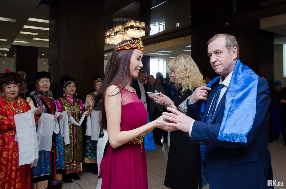 Праздник посетил губернатор Иркутской области Сергей Левченко.