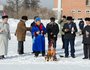 13 февраля в Иркутском музыкальном театре состоялся концерт в честь праздника Белого месяца. По традиции, перед зданием театра шаманы провели обряд очищения огнем.