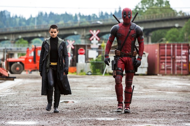 Кадр из фильма «Дэдпул». Фото с сайта www.kinopoisk.ru