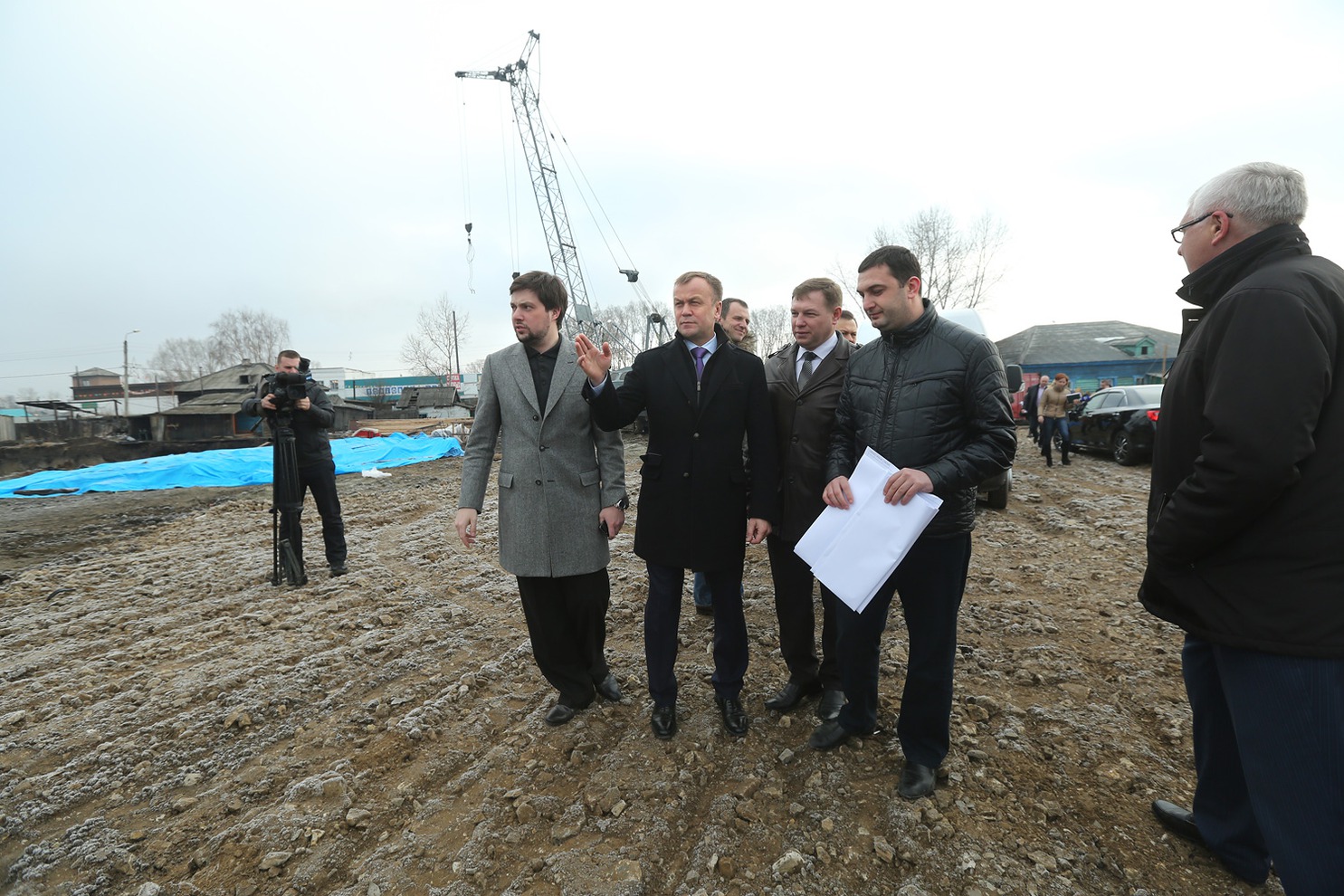 На строительной площадке школы на 520 мест в Заларях