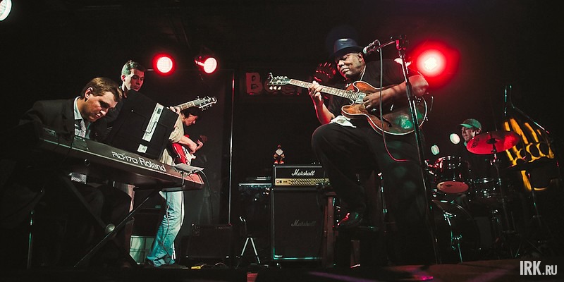 Концерт Карлоса Джонсона в Иркутске. Фото Артема Моисеева