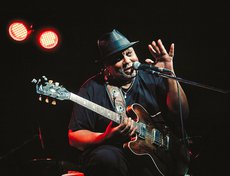 Концерт Карлоса Джонсона в Иркутске. Фото Артема Моисеева