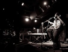 Концерт Карлоса Джонсона в Иркутске. Фото Артема Моисеева