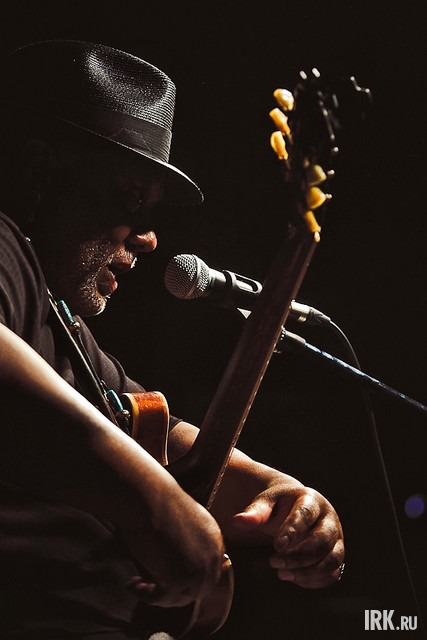 Концерт Карлоса Джонсона в Иркутске. Фото Артема Моисеева