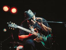 Концерт Карлоса Джонсона в Иркутске. Фото Артема Моисеева