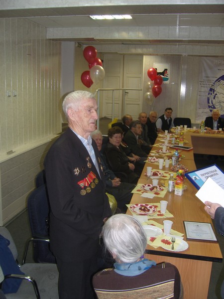 Ветераны с ответным словом