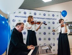 И музыканты.