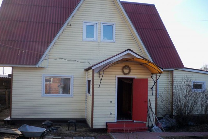 Дом на улице Ипподромной: 120 кв.м., 4,5 миллиона рублей.