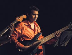 Юрий Куртилов, бас-гитарист группы «Доктор джаз». Фото Артема Моисеева