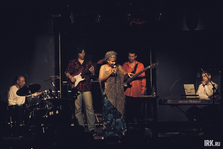 Арли Леонард и группа «Доктор джаз». Фото Артема Моисеева