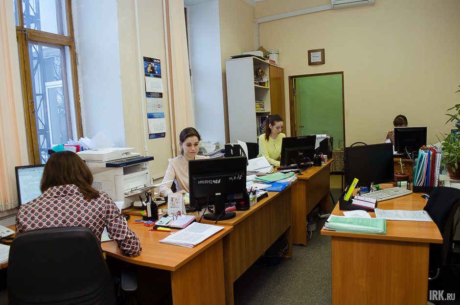 Специалисты департамента правовой работы