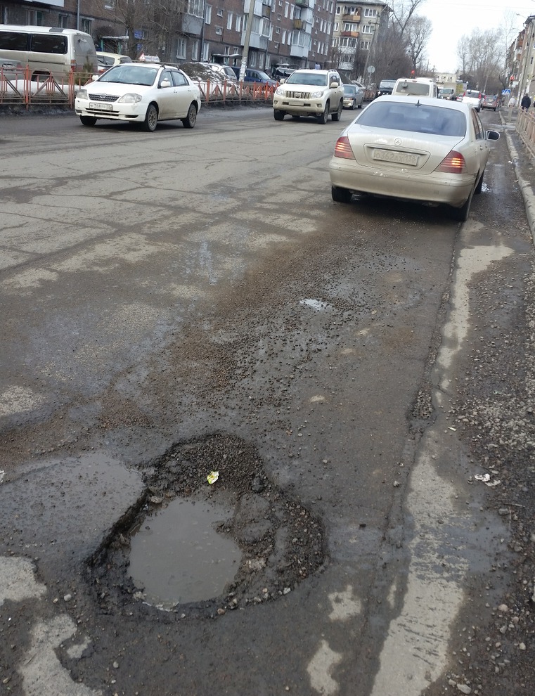 Перекресток Ямской и Подаптечной. Фото прислал Павел Скрыпник