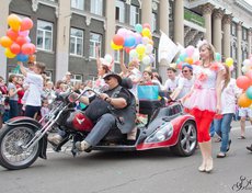 Карнавал в Иркутске. Автор фото - Валерий Зонов