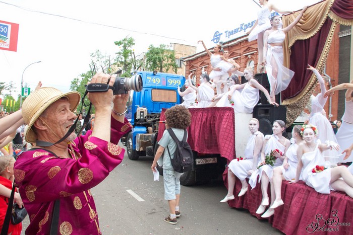 Карнавал в Иркутске. Автор фото - Валерий Зонов