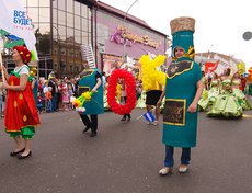 Карнавал «Шагаем вместе». Фото Владимира Смирнова, IRK.ru