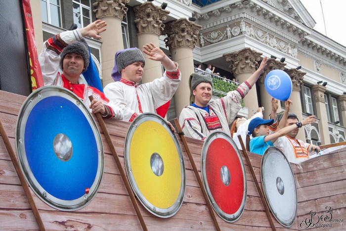 Карнавал в Иркутске. Автор фото - Валерий Зонов