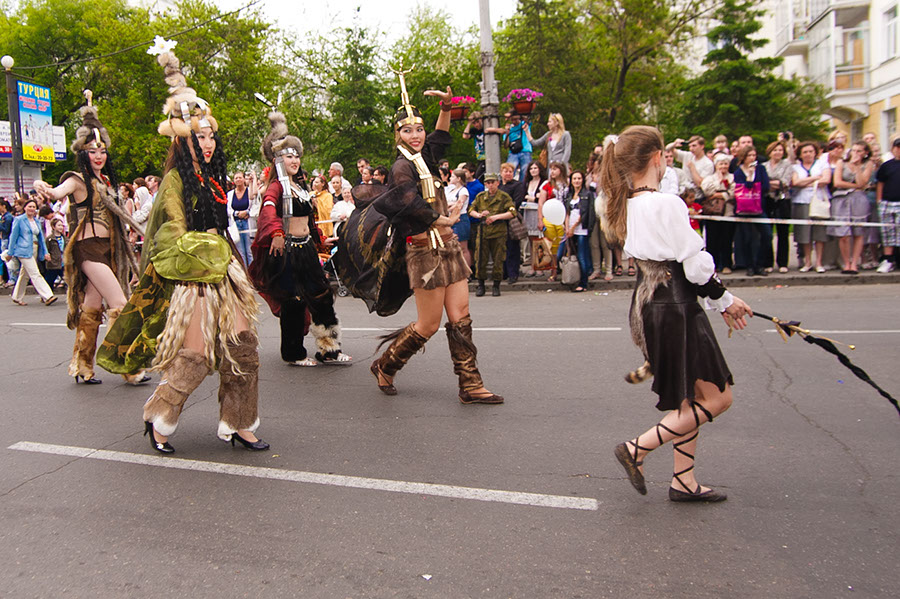 Карнавал «Шагаем вместе». Фото Владимира Смирнова, IRK.ru