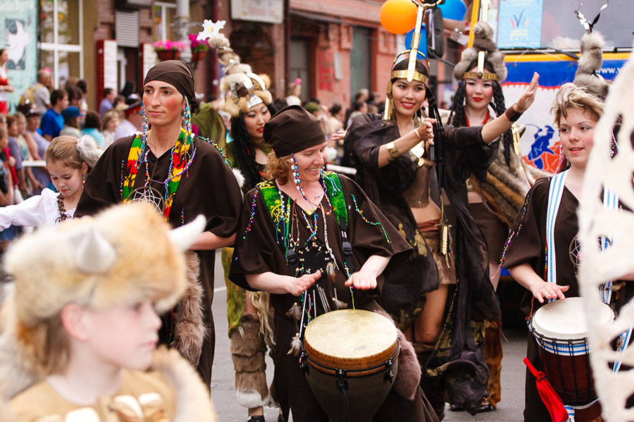 Карнавал «Шагаем вместе». Фото Владимира Смирнова, IRK.ru