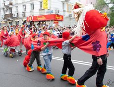 Карнавал в Иркутске. Автор фото - Валерий Зонов