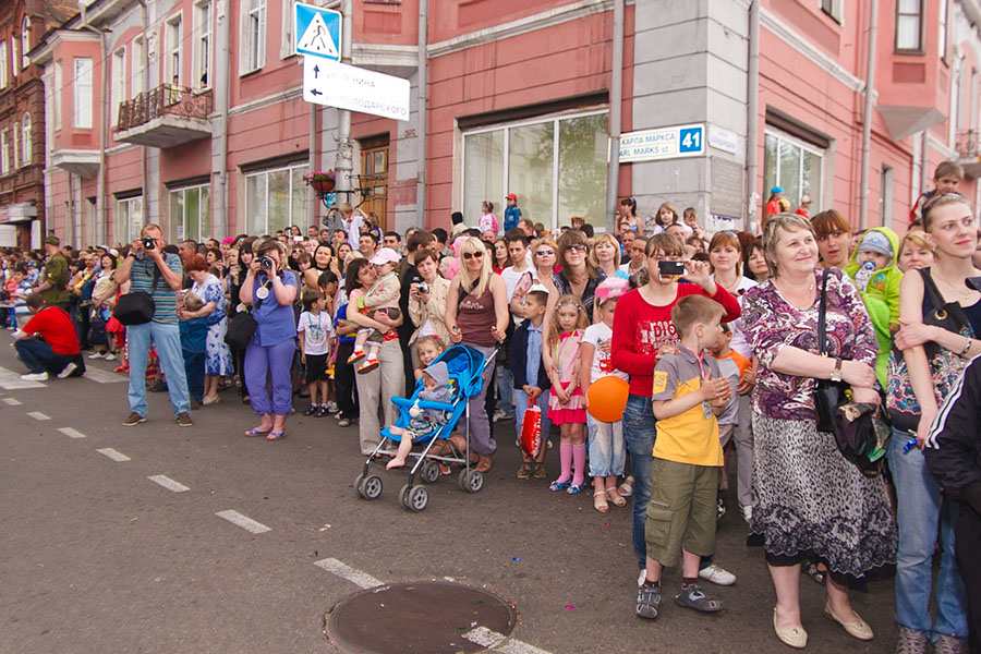 Карнавал «Шагаем вместе». Фото Владимира Смирнова, IRK.ru