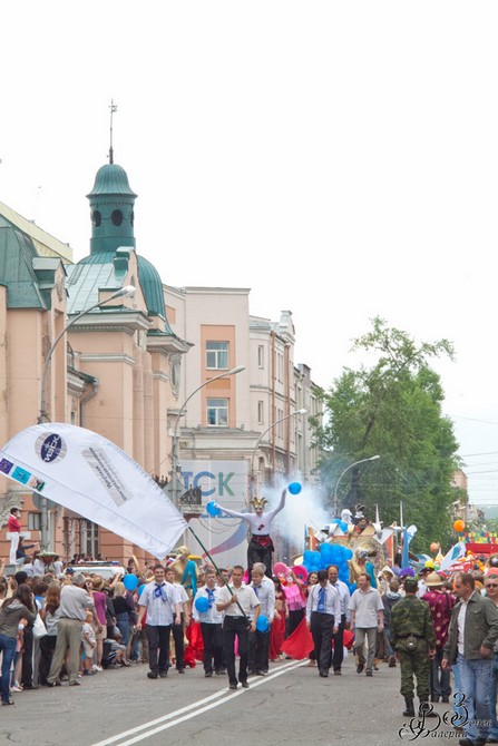 Карнавал в Иркутске. Автор фото - Валерий Зонов