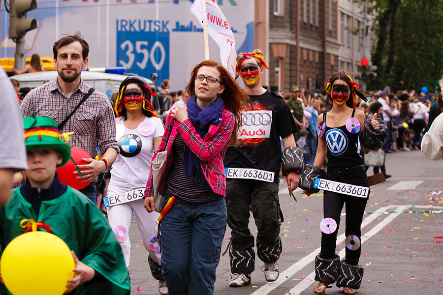 Карнавал «Шагаем вместе». Фото Владимира Смирнова, IRK.ru