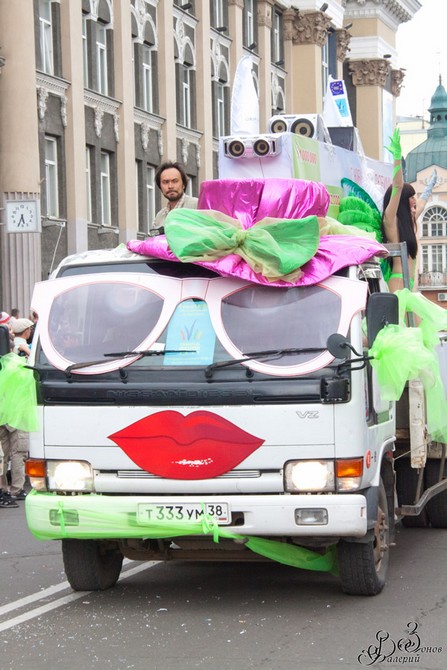 Карнавал в Иркутске. Автор фото - Валерий Зонов