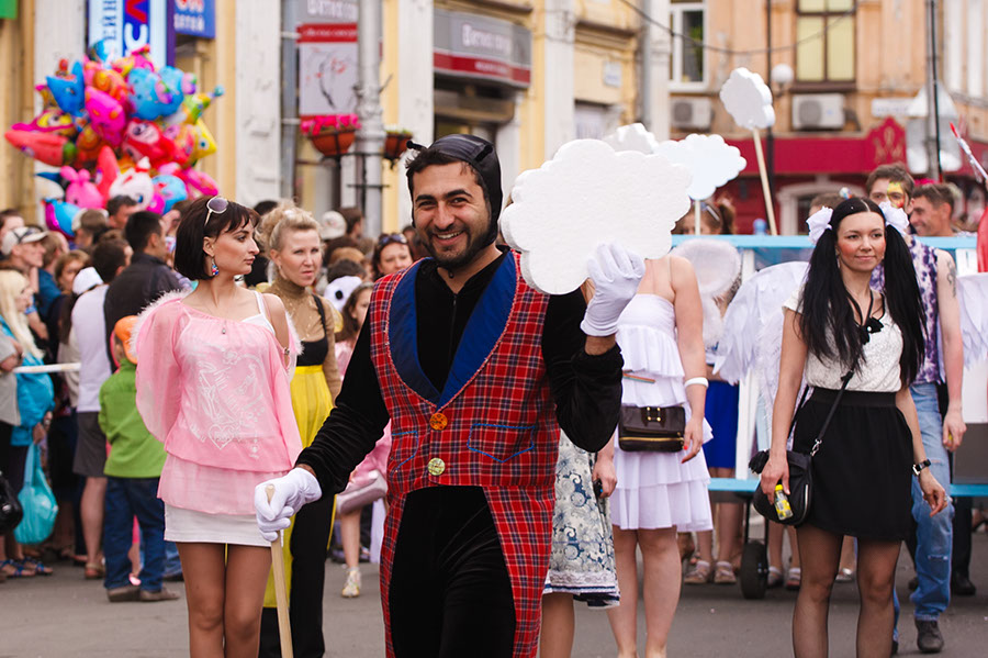 Карнавал «Шагаем вместе». Фото Владимира Смирнова, IRK.ru