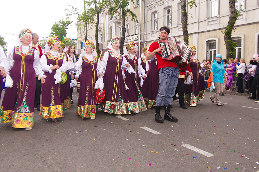 Карнавал «Шагаем вместе». Фото Владимира Смирнова, IRK.ru