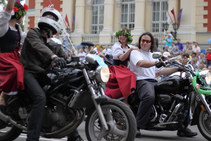 Карнавал в Иркутске. Автор фото - Елена Арыкова