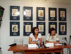 Диана Салацкая, руководитель арт-галереи Dias, Ирина Федчина, искусствовед. Автор фото — Александр Новиков