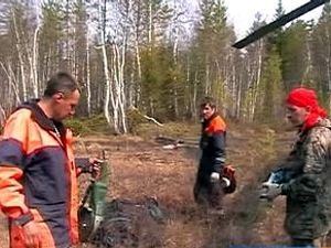 Работы на месте крушения вертолета. Фото из архива АС Байкал ТВ.