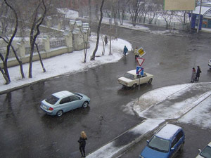 Первый снег в Иркутске. Фото с сайта Drom.ru.