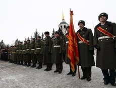 На официальной части праздника прошел парад кадетов, прозвучали поздравления от руководства региона и города. Фото Николая Каминского.