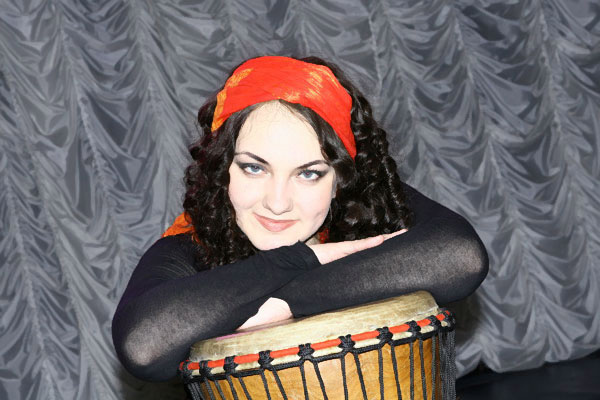 Участница концерта Надя Тагильцева.