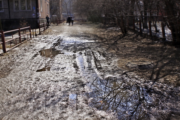 Весна на улице Декабрьских событий.