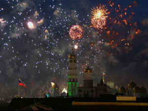 Праздничный фейерверк 9 мая в Москве. Фото Вести.ru.