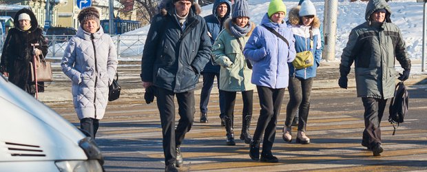 Перекресток улиц Седова, Тимирязева, Ленина: что для водителей хорошо, то для пешеходов плохо