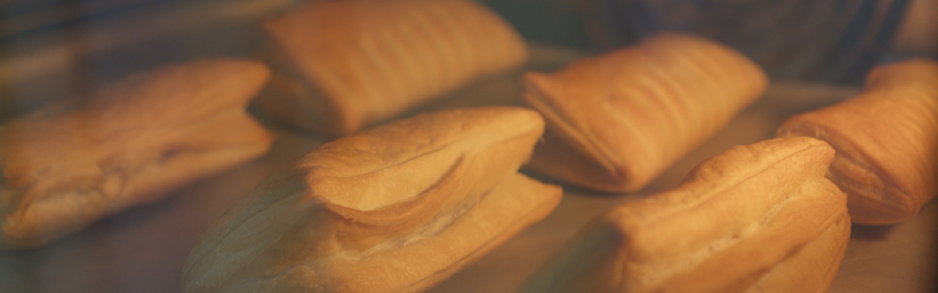 Круассаны и булочки с секретом в «Слате»: иркутянка рассказала о производстве выпечки