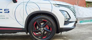 Автомобиль из будущего: автоэксперт разобрал новый кроссовер OMODA