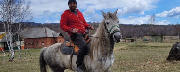 Бросил Иркутск и уехал с семьей жить в деревню. Как фермер создает бизнес в Слюдянском районе