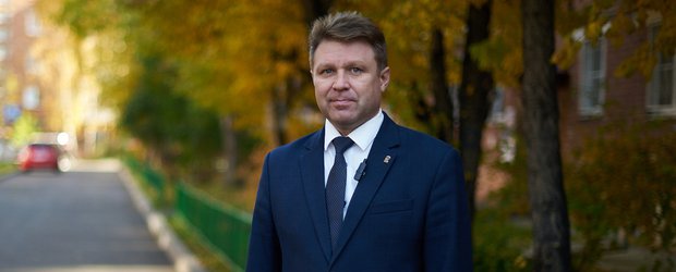 Хоккейный корт и Курсантский сквер: депутат Алексей Грешилов рассказал о развитии округа №16