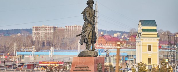 Наличники, окна в землю и фонарь у синагоги. Как увидеть другой Иркутск