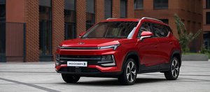 «Москвич 3»: как купить новый семейный кроссовер со скидкой 20% в 2025 году?