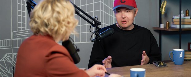 «Думать нужно будет всегда»: глава цифрового агентства — о нейросетях и тенденциях образования