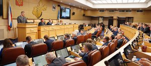 Поддержка бойцов, инициативные проекты и запрет наливаек: каким был парламентский сезон Заксобрания